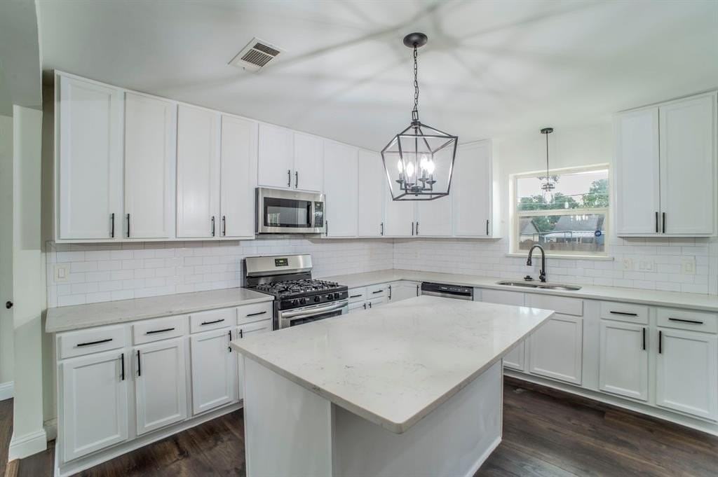 924 E Fuller Ave - Photo 6 of 15