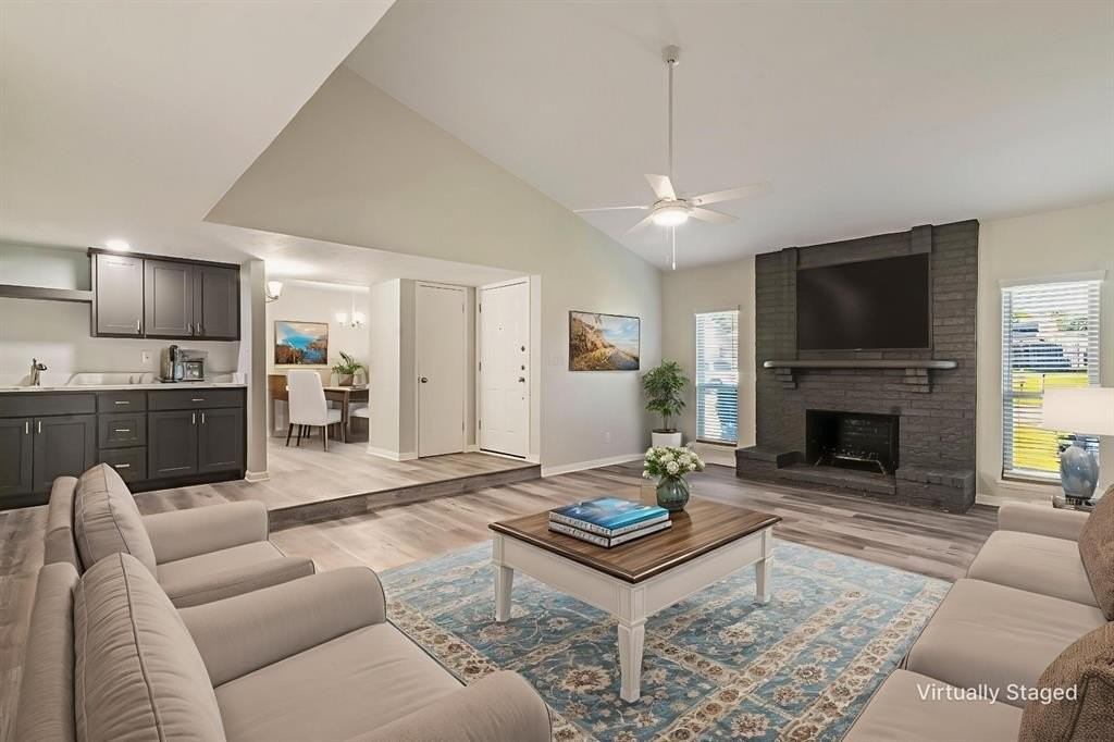 1200 Kesser Dr - Photo 3 of 32