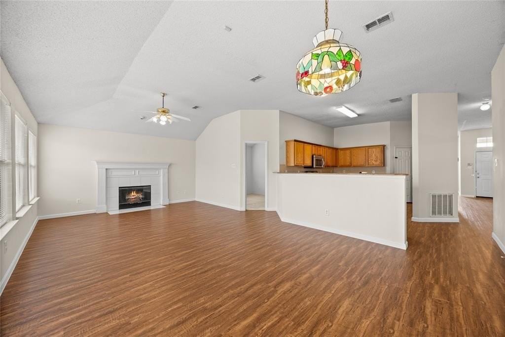 2521 Creek Crossing Road - Photo 3 of 21