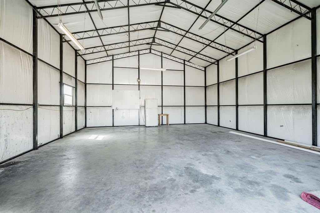 108 Shelby Dr - Photo 7 of 40