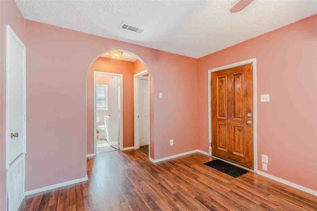 600 Ne 11th St - Photo 6 of 35