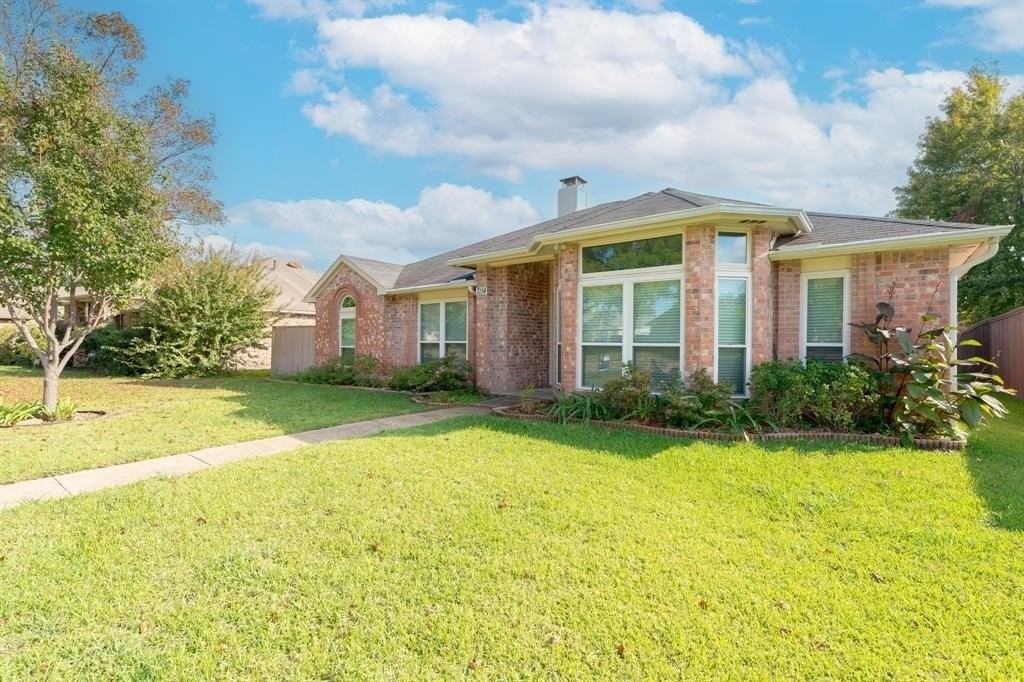 7114 Lo Chalmers Ln - Photo 4 of 23