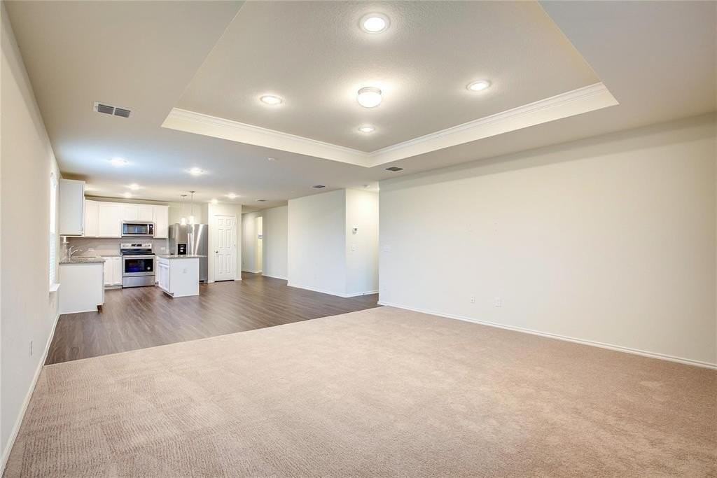 9100 Settlers Peak Road - Photo 6 of 26