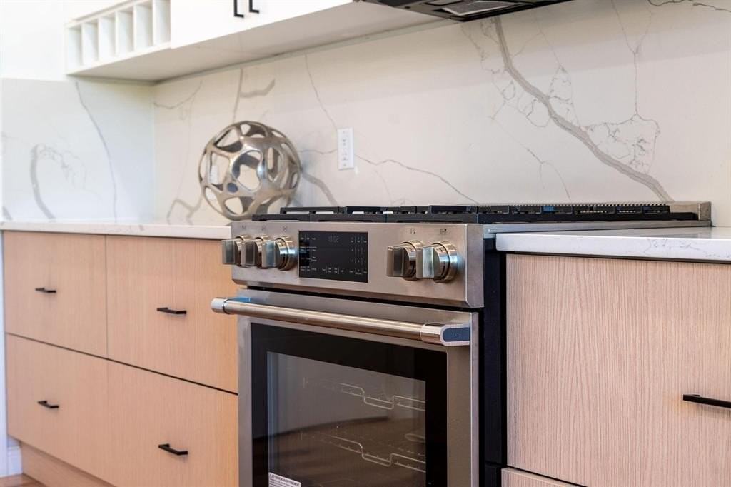 1920 Caddo St #104 - Photo 7 of 15