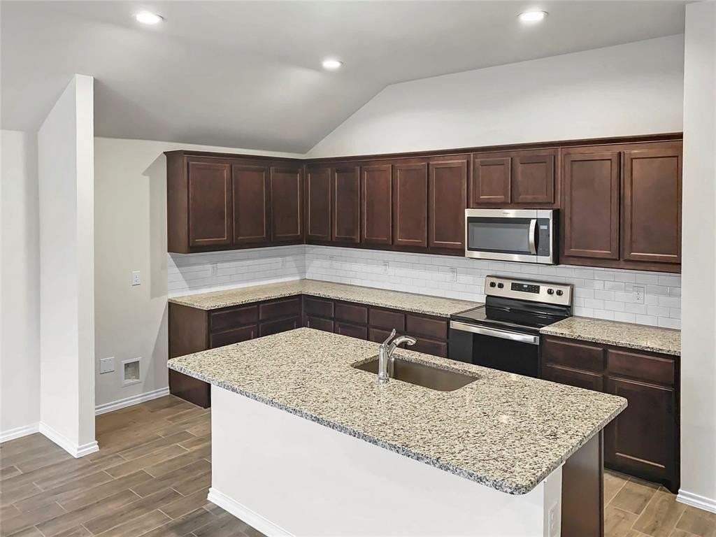 9909 Mescalbean Blvd - Photo 4 of 26