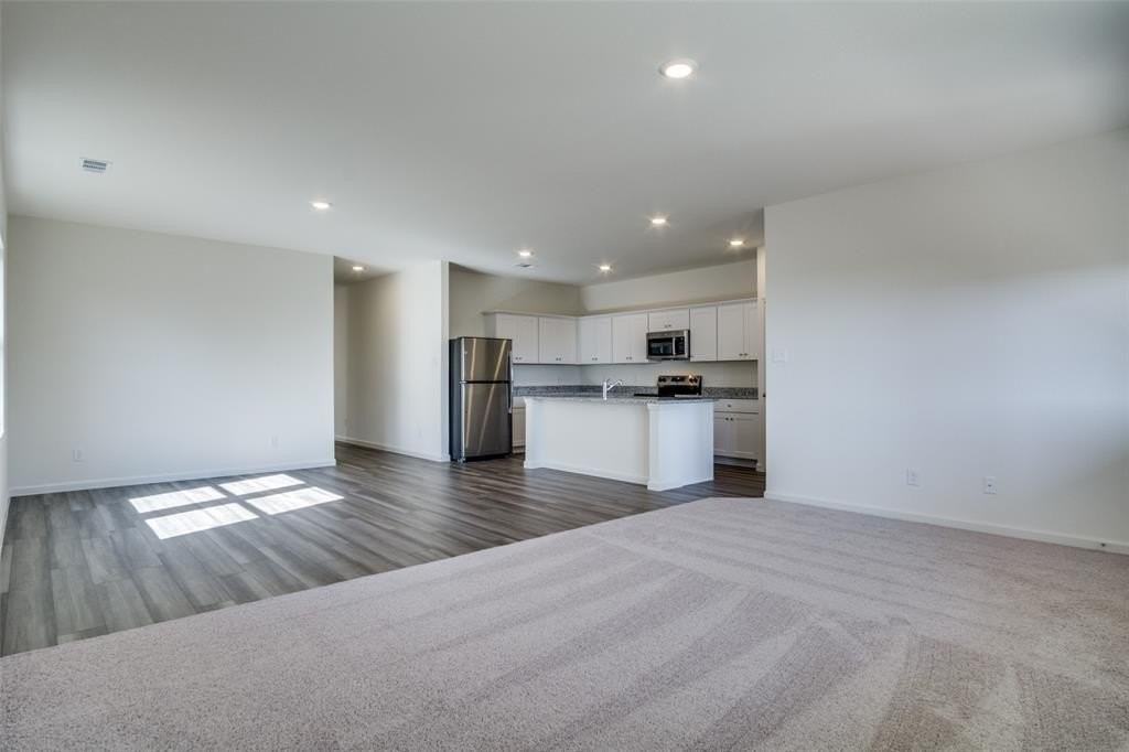 8252 Muscovy Drive - Photo 7 of 31