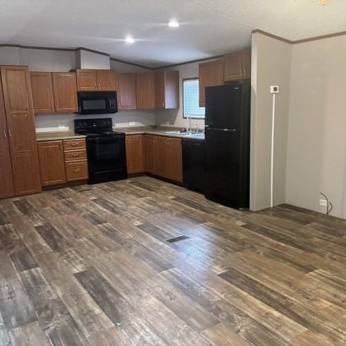 200 Falcon Drive - Photo 7 of 26