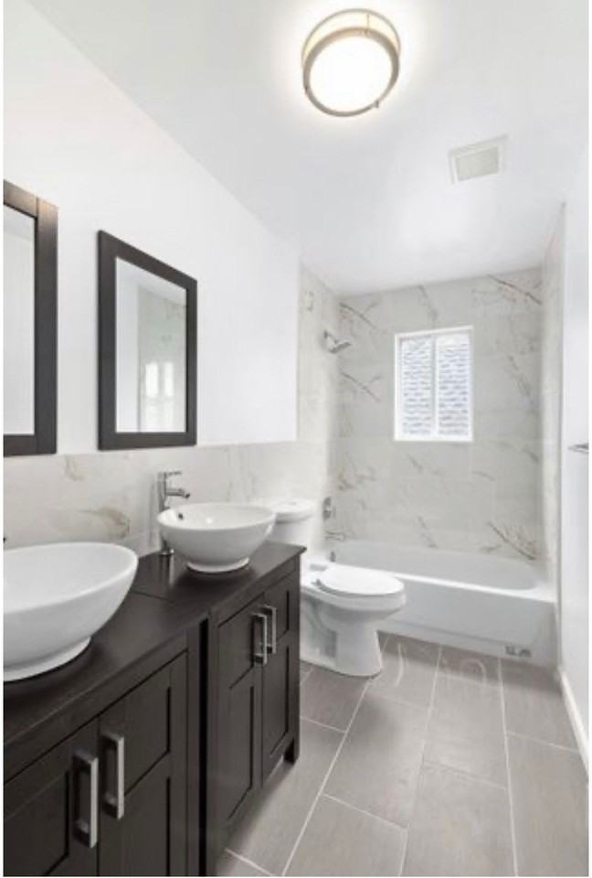 13824 175th St - Photo 2 of 2