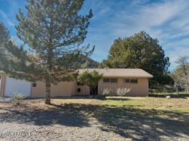 featured image of 1933 W Thumb Butte Rd