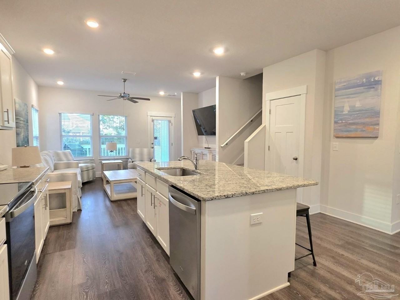 7904 Sweet Retreat Ln - Photo 4 of 30