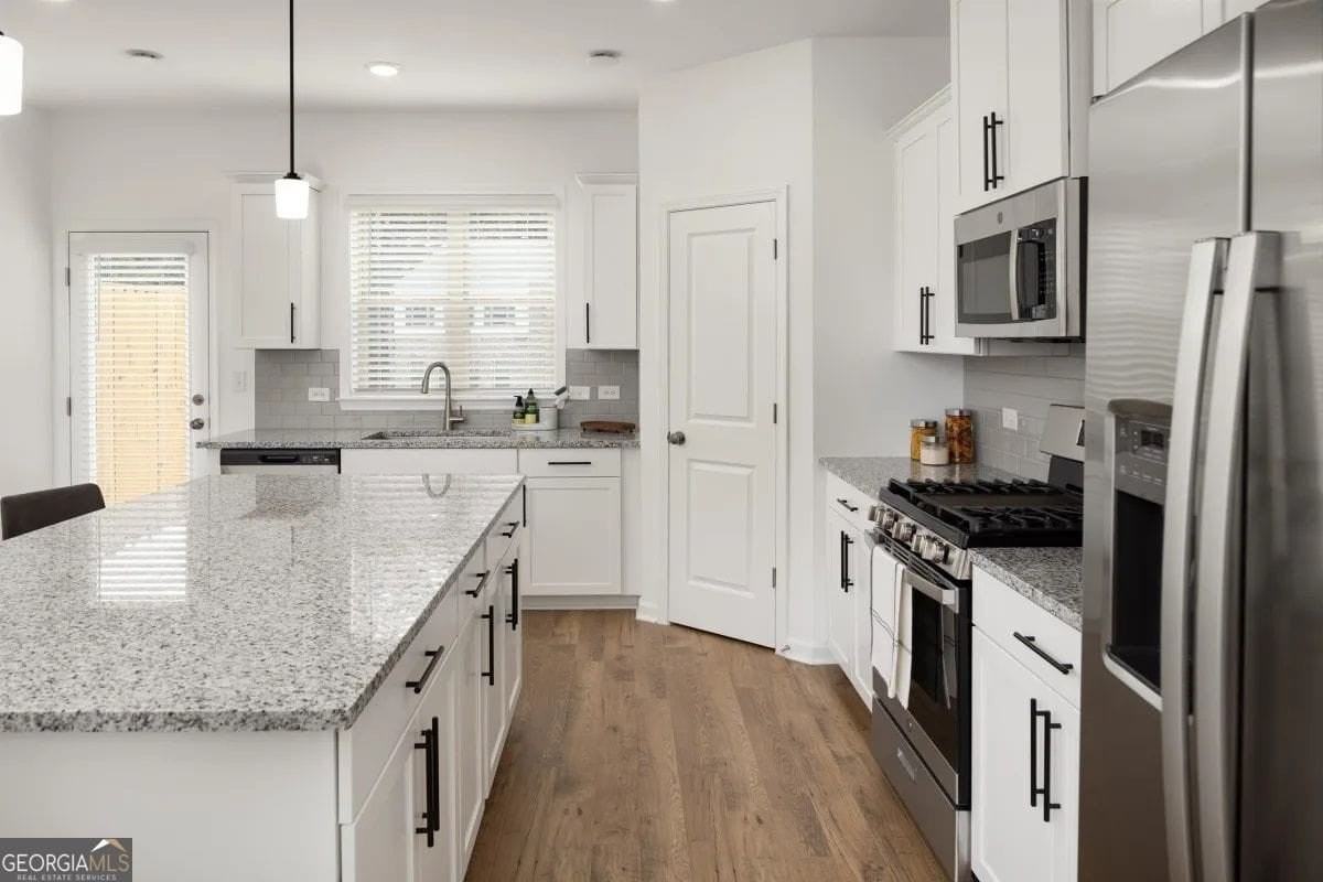 1817 Oberlin Dr - Photo 2 of 20