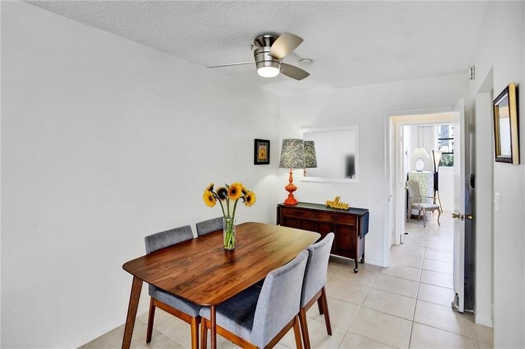 101 N Birch Rd #504 - Photo 3 of 12