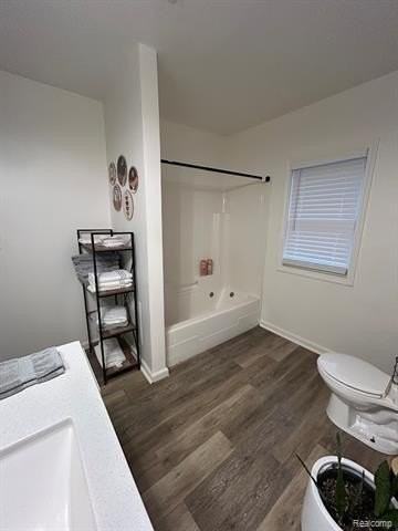 591 E Mansfield Ave - Photo 2 of 13