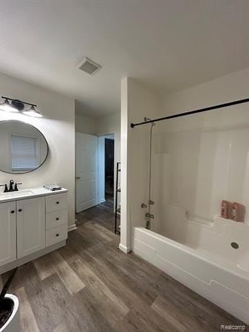 591 E Mansfield Ave - Photo 3 of 13