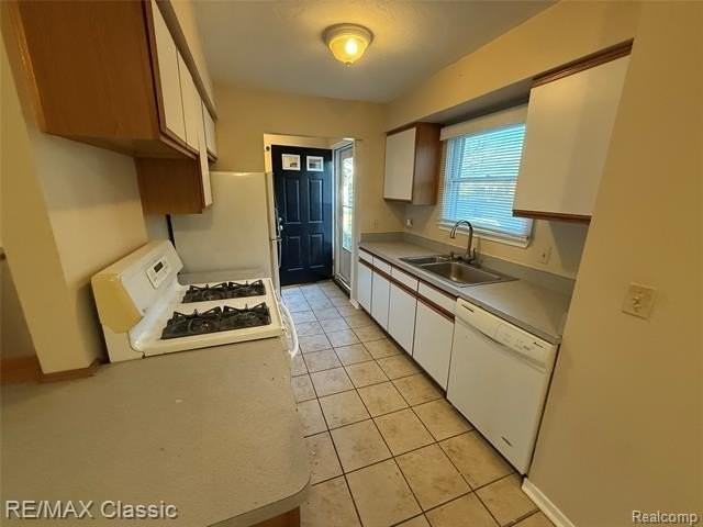 2193 North Milford Road - Photo 5 of 9