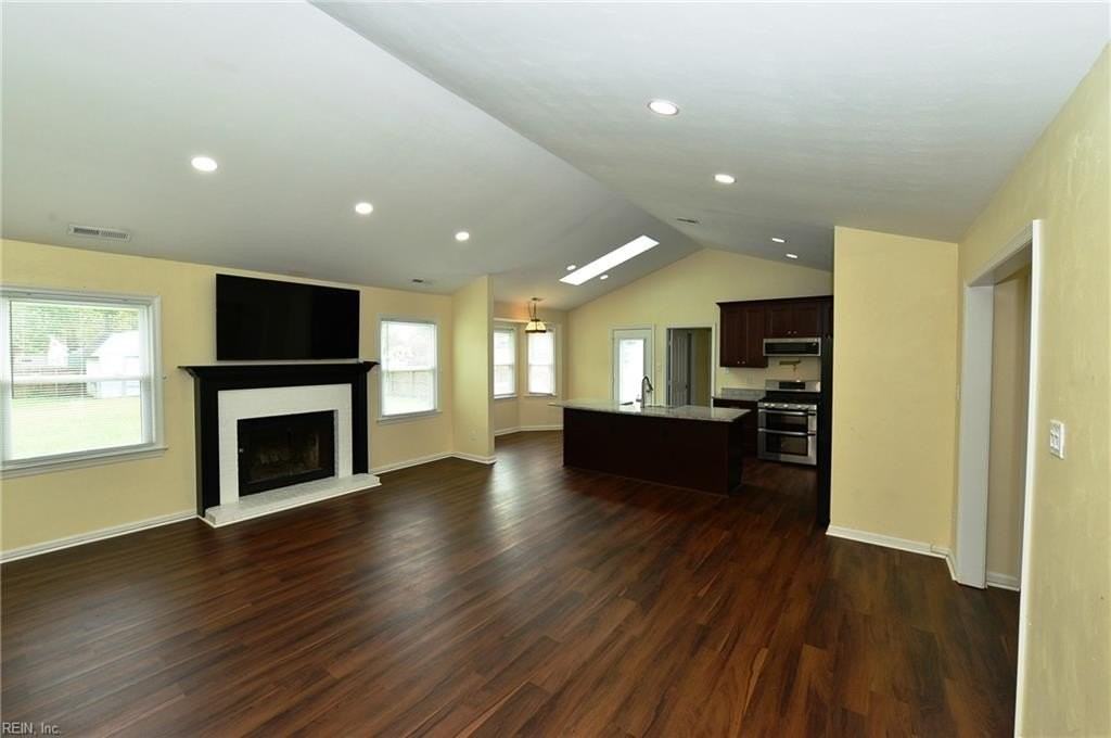 2416 Broadnax Cir - Photo 6 of 28