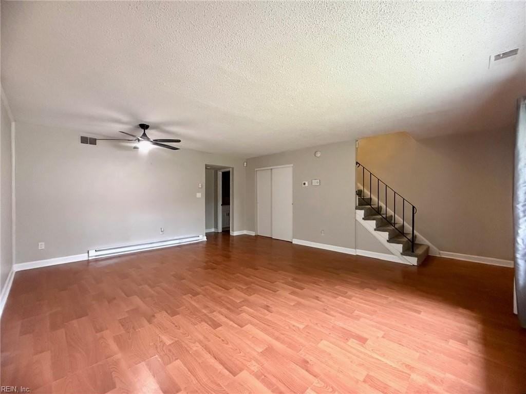 3307 Shasta Ct - Photo 3 of 13