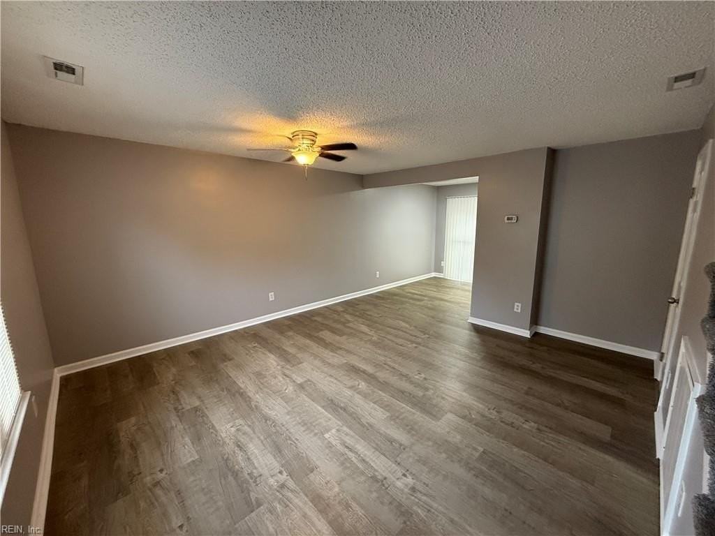 906 Seabreeze Court - Photo 2 of 22