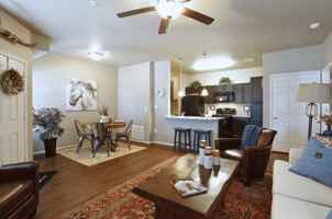 featured image of 3101 Sw 58th Ave