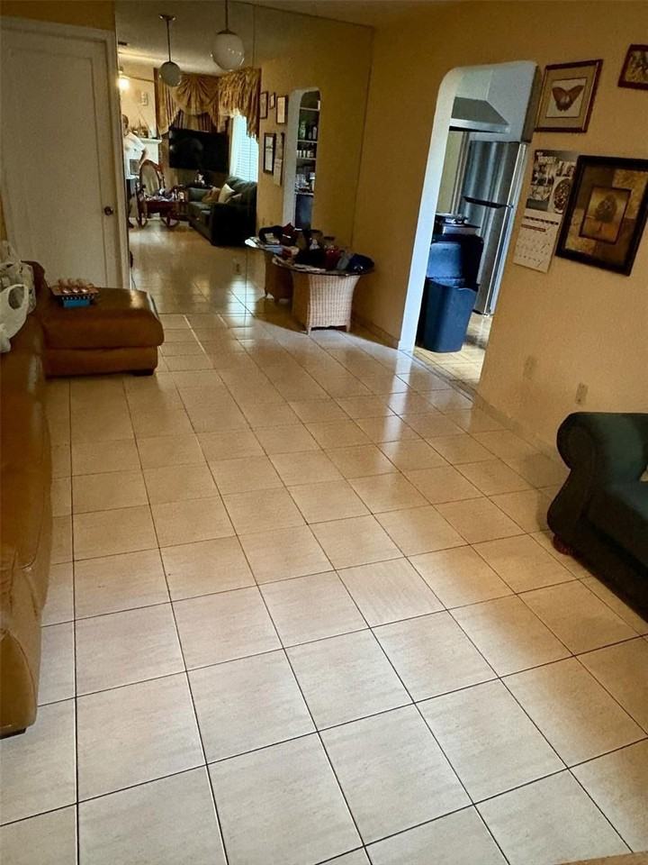 10335 Nw 26th Ave - Photo 3 of 8