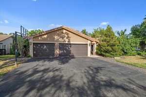 featured image of 5434 Nw 87th Ter