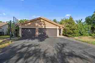 5434 Nw 87th Ter - Photo 1 of 1