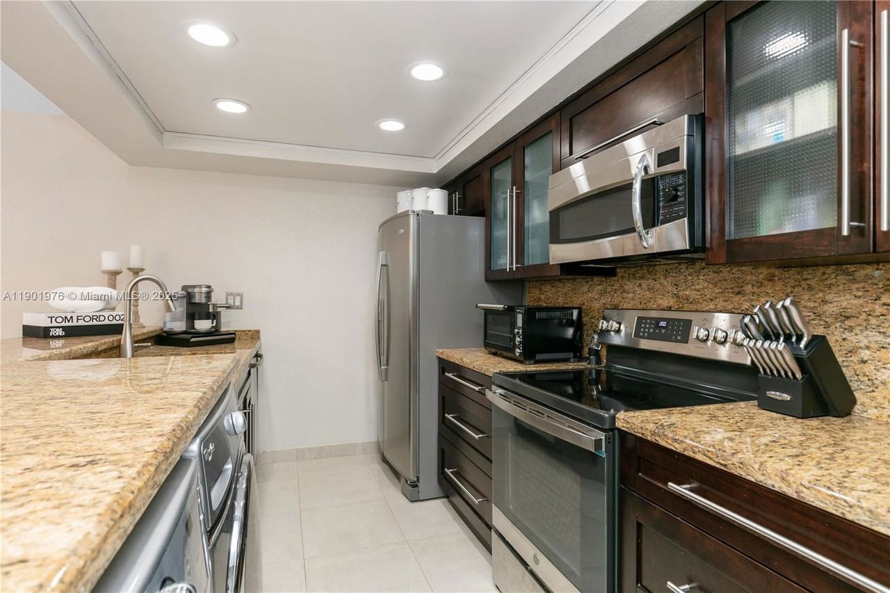 8880 Sw 133rd Pl - Photo 4 of 8