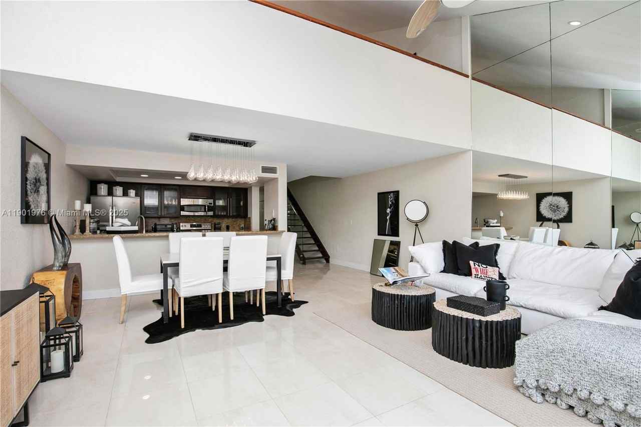 8880 Sw 133rd Pl - Photo 6 of 8