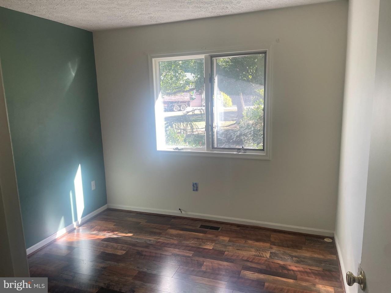 8309 Richardson Nursery Rd - Photo 6 of 27