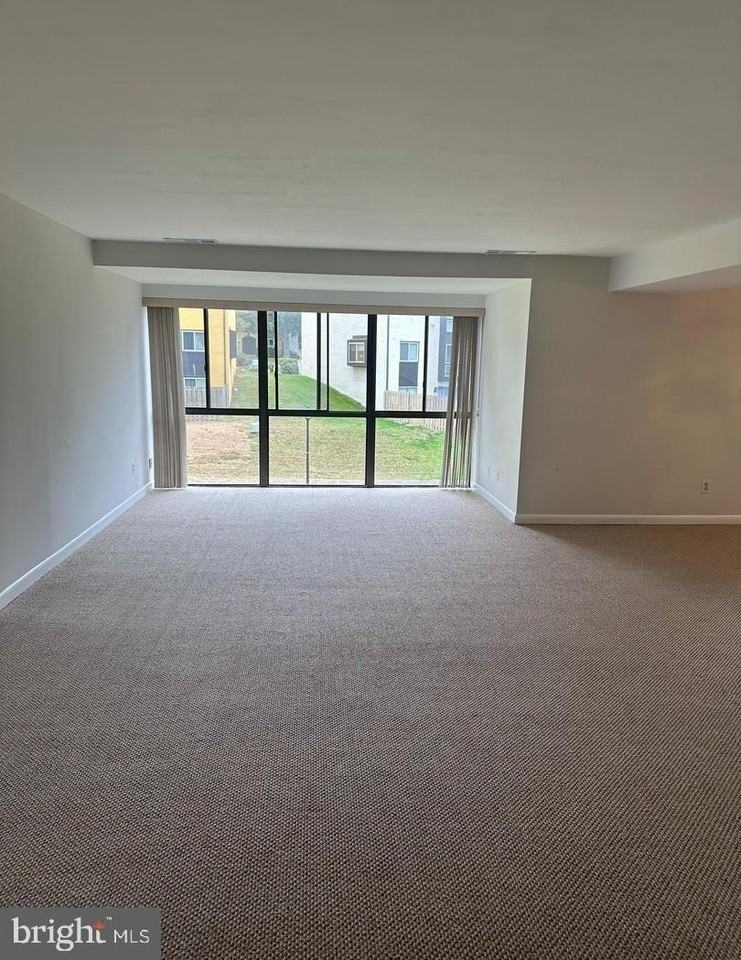 19023 Mills Choice Rd #4 - Photo 3 of 10