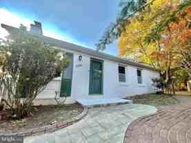 8614 Ridge Rd - Photo 1 of 1