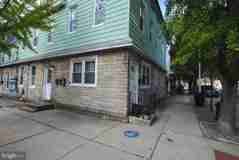 374 Farnsworth Ave - Photo 1 of 1