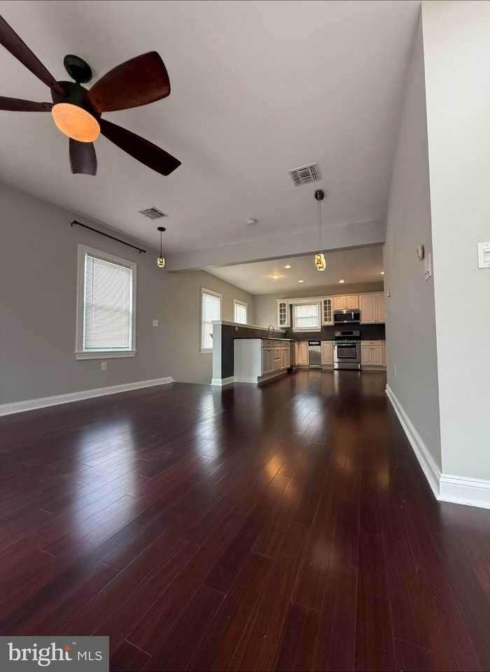 21 E Ave - Photo 2 of 10