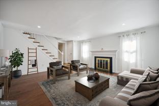 907 Powder Mill Ln - Photo 1 of 1