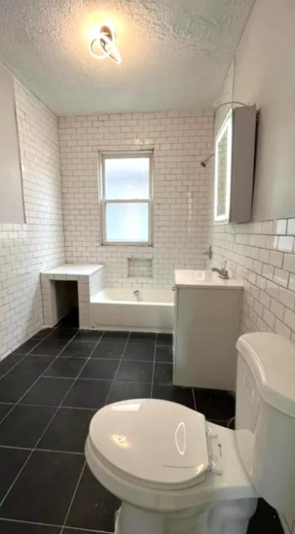 904 South 20th Street #2 - Photo 2 of 5