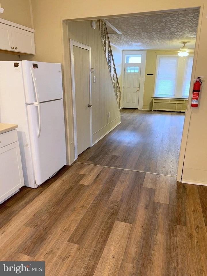 2246 S Bucknell St - Photo 6 of 25