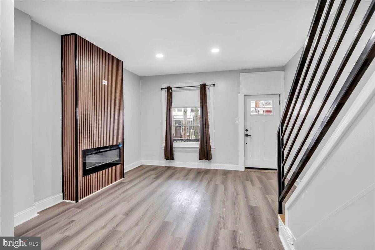 4229 Romain St - Photo 4 of 16