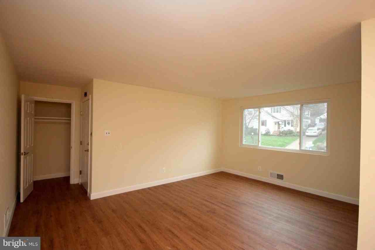 1901 N QUEBEC Street N unit: Middle Unit - Photo 7 of 21