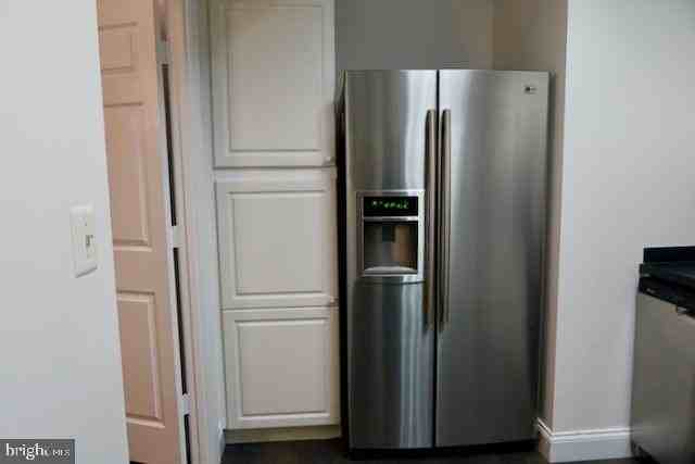 2151 Jamieson Avenue #411 - Photo 4 of 32