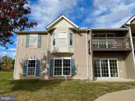 173 Brookland Ct Apt 1-1 #1 - Photo 1 of 1