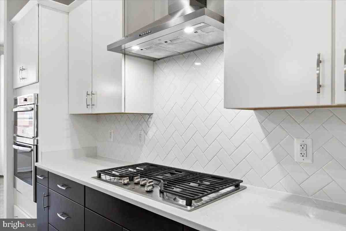 23551 Buckland Farm Ter - Photo 7 of 29