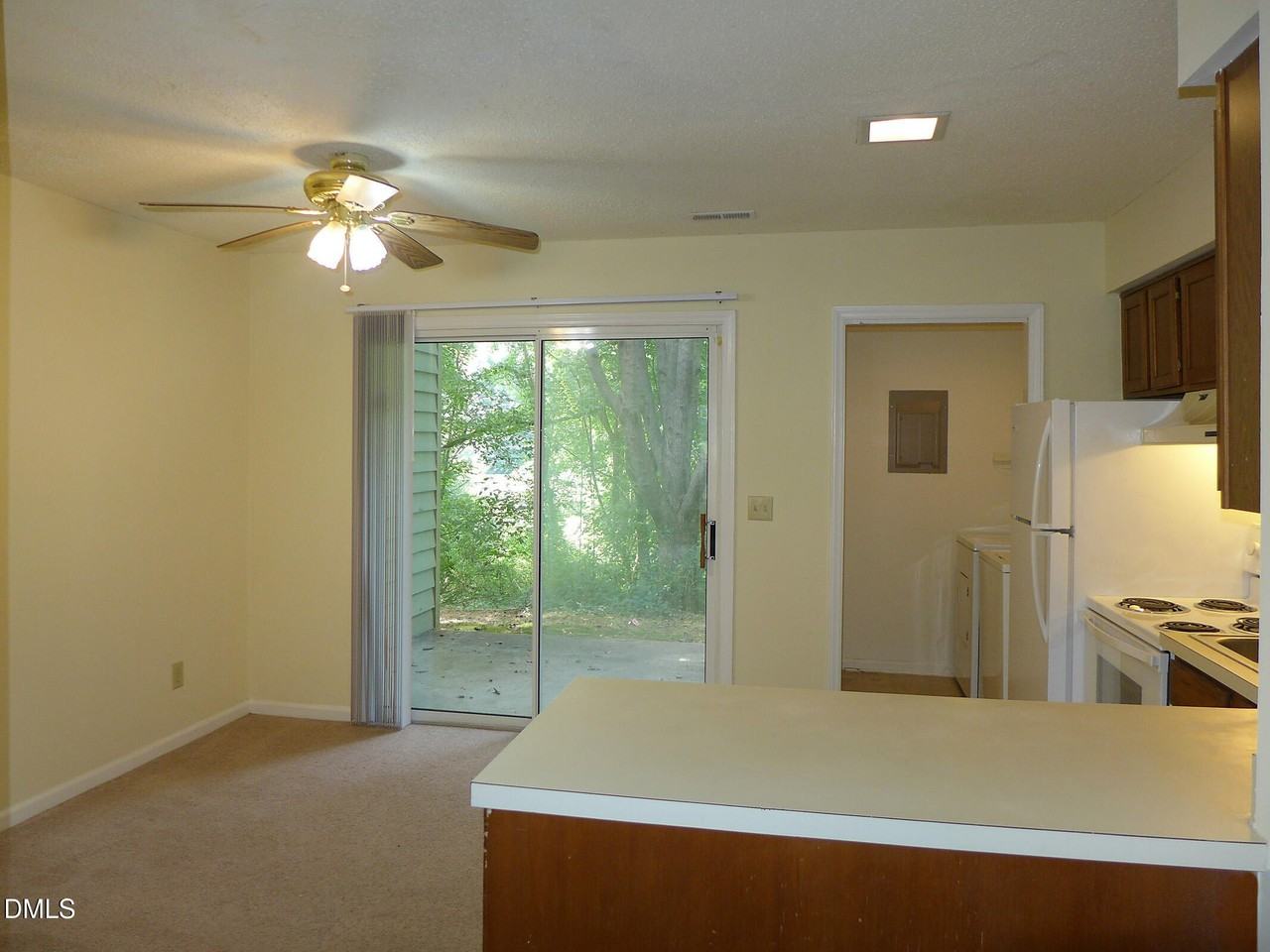 134 Marlowe Ct - Photo 4 of 13