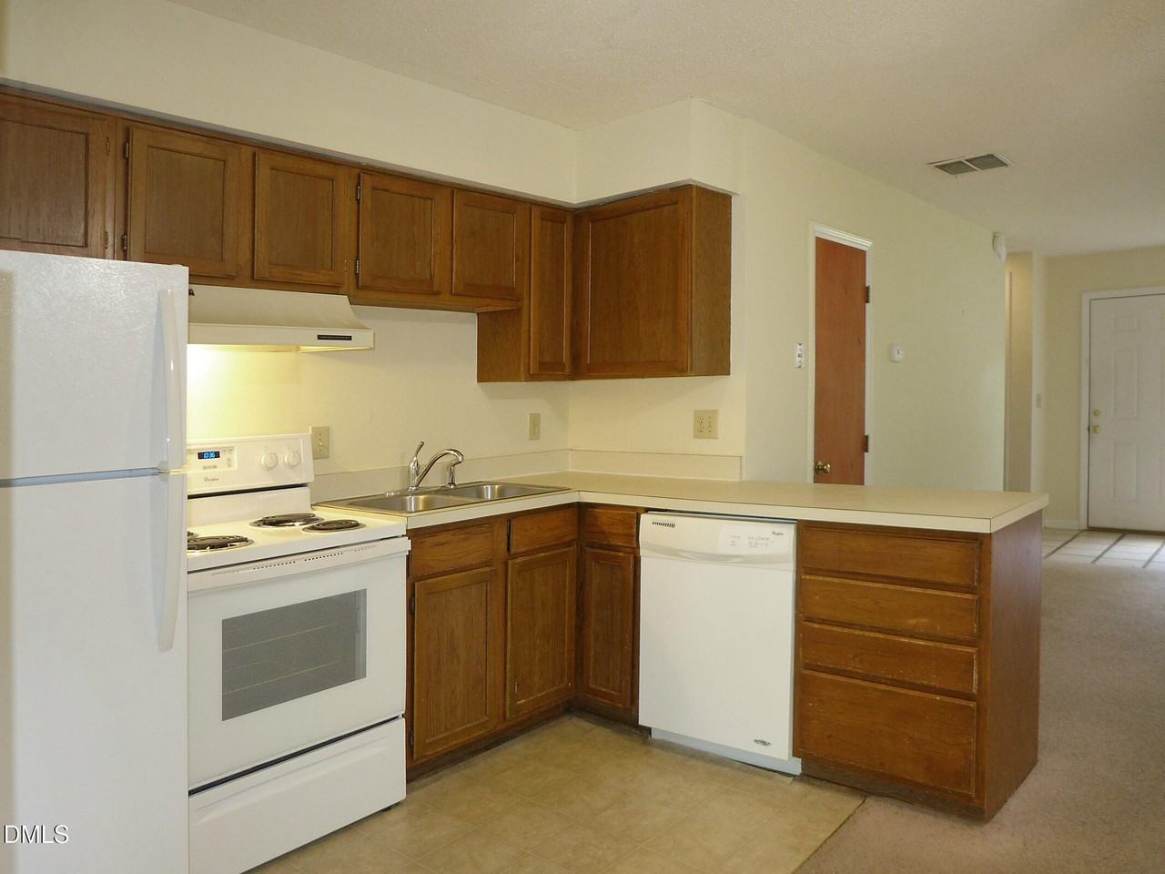 134 Marlowe Ct - Photo 6 of 13