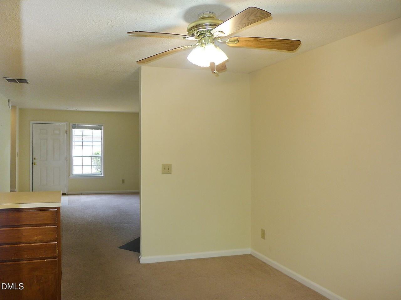 134 Marlowe Ct - Photo 7 of 13