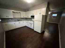 409 Park St #B - Photo 1 of 1