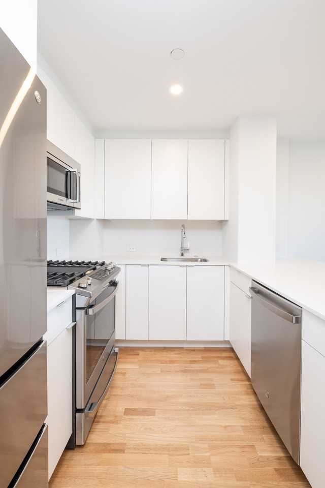 1413 Columbia Rd #10J