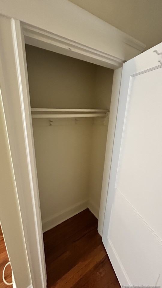 Essex St #25 - Photo 2 of 24