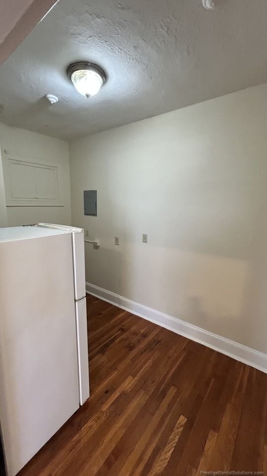 Essex St #25 - Photo 6 of 24