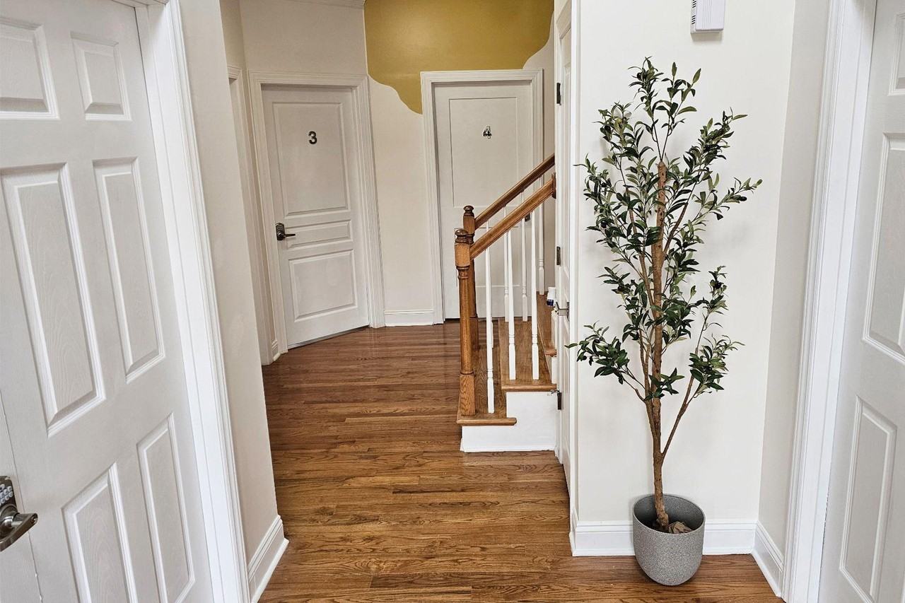 Maryanna Court - Photo 2 of 14