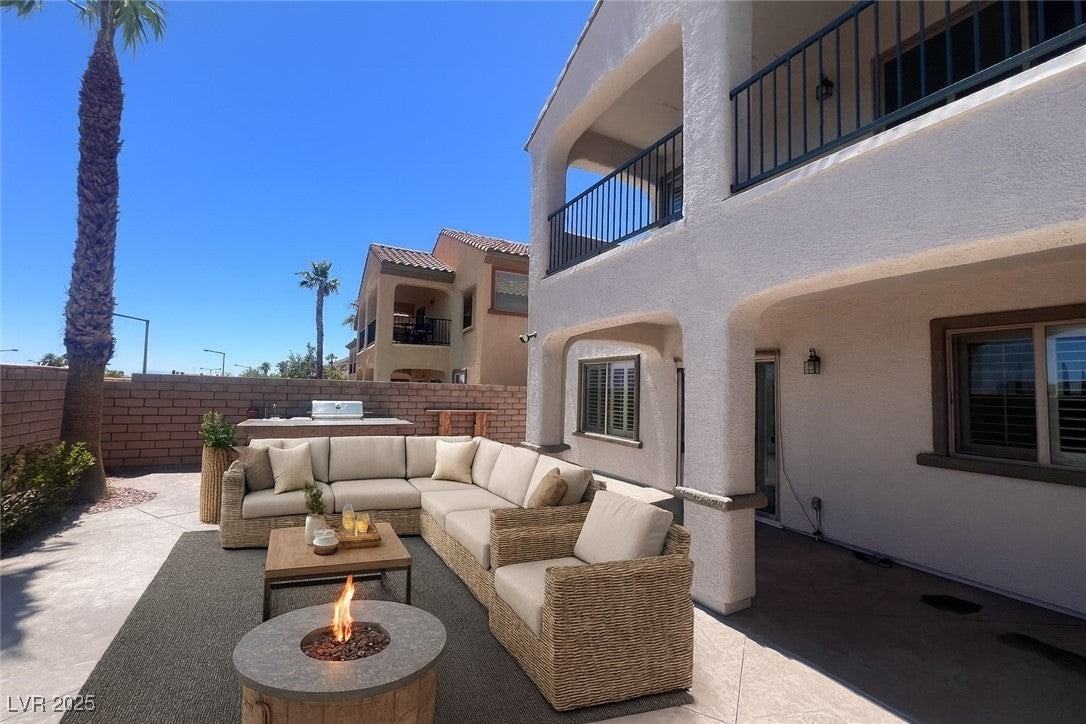 1056 Calvia Street - Photo 7 of 24